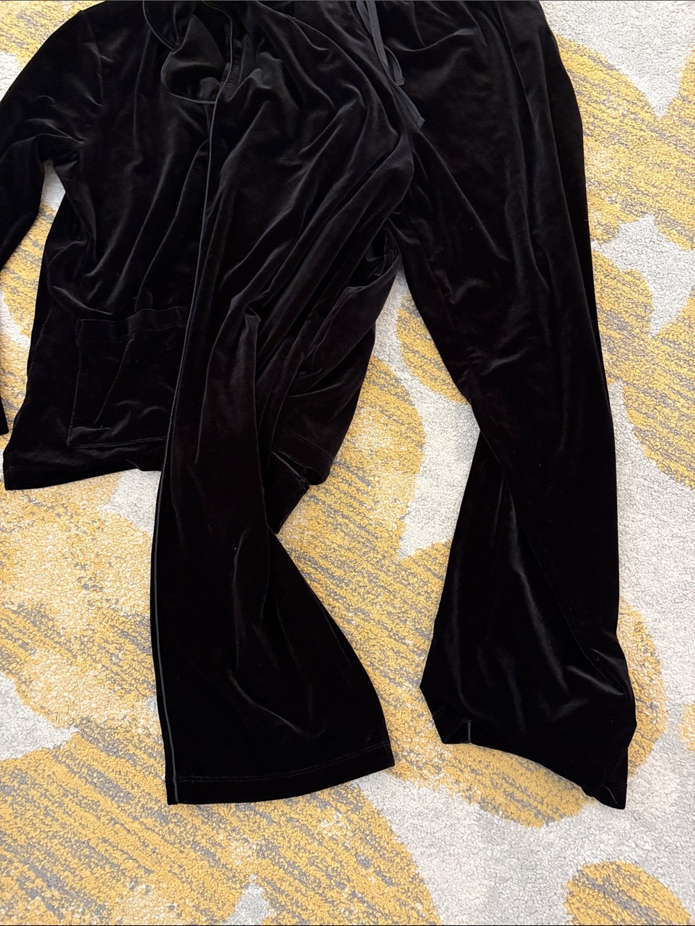 Ralph Lauren Lounge Velvet Pajama Set - Black - Picture 6 of 8